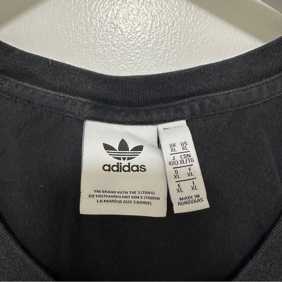 Adidas Tank Top Size XL Black Sleeveless Workout Top - Picture 3 of 4